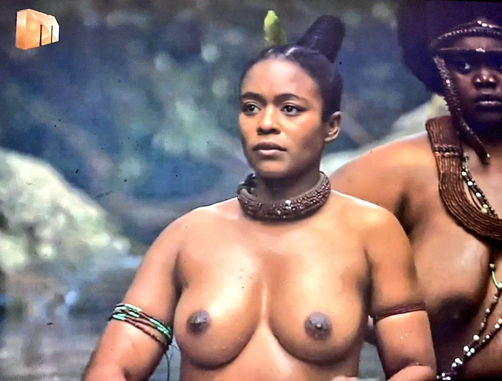 Nomzamo Mbatha Boobs